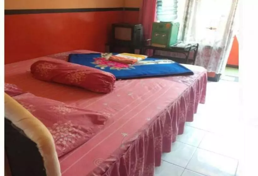Hotel Penginapan Indah Lestari