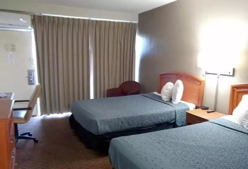 モーテル Rodeway Inn