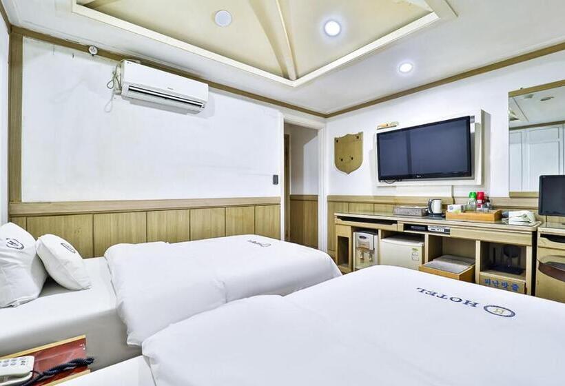 فندق على الطريق Yeoju Hightel