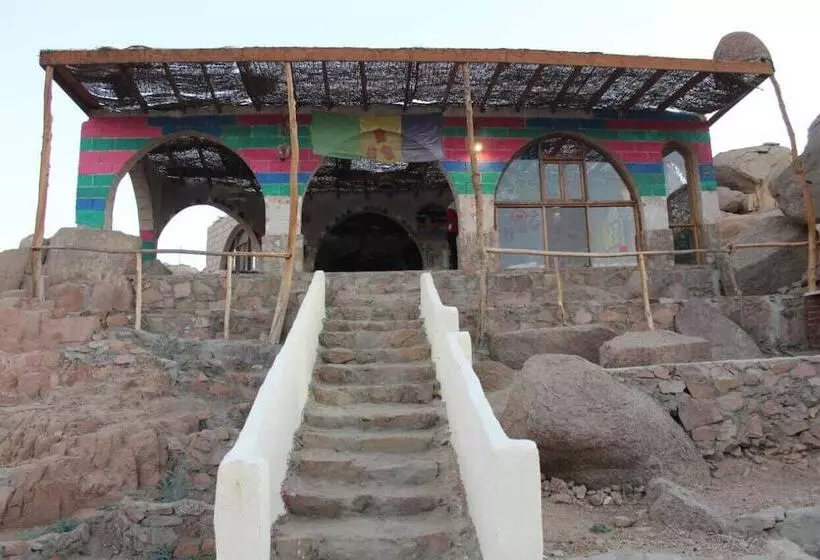 پانسیون Ajilika