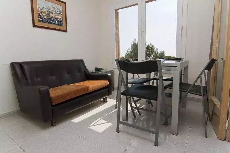 Apartamentos Aromar