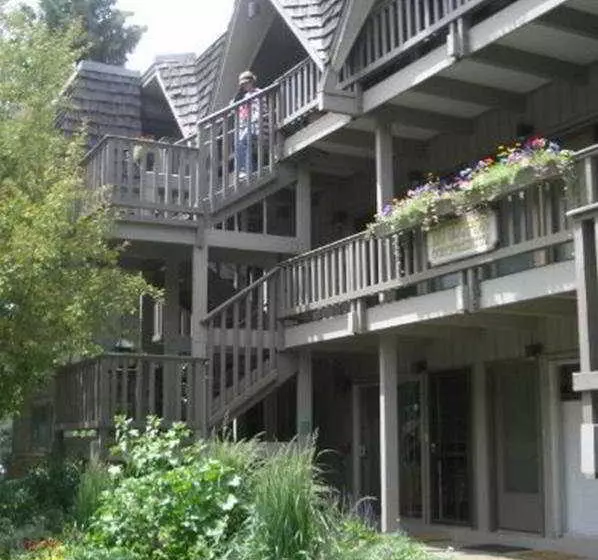 ホテル 210 Cooper