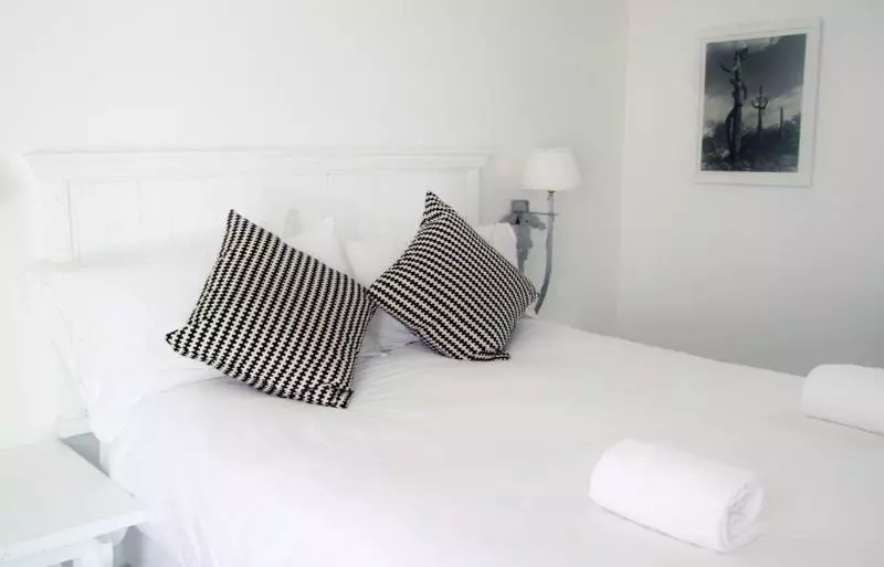 Hotel Alcazar Palm Springs