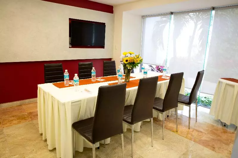 בית מלון כפרי Ambiance Suites