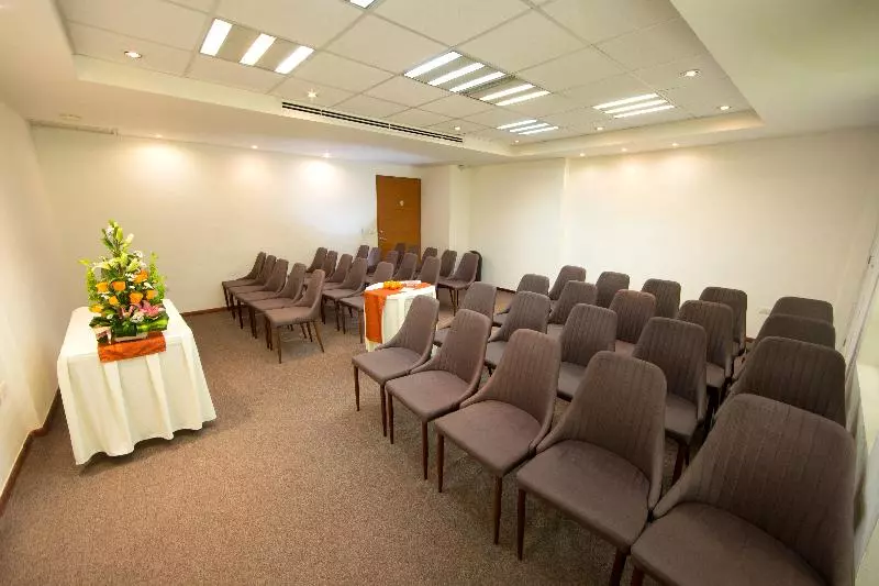 בית מלון כפרי Ambiance Suites