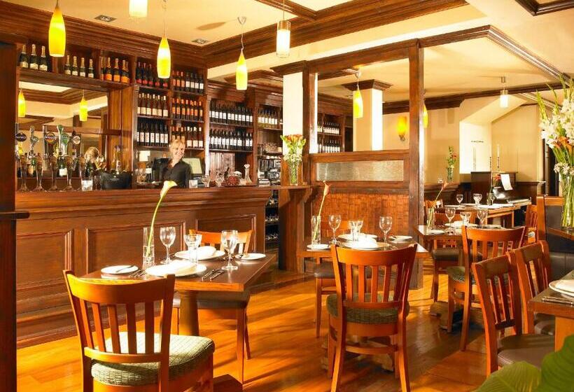 فندق Glengarriff Park