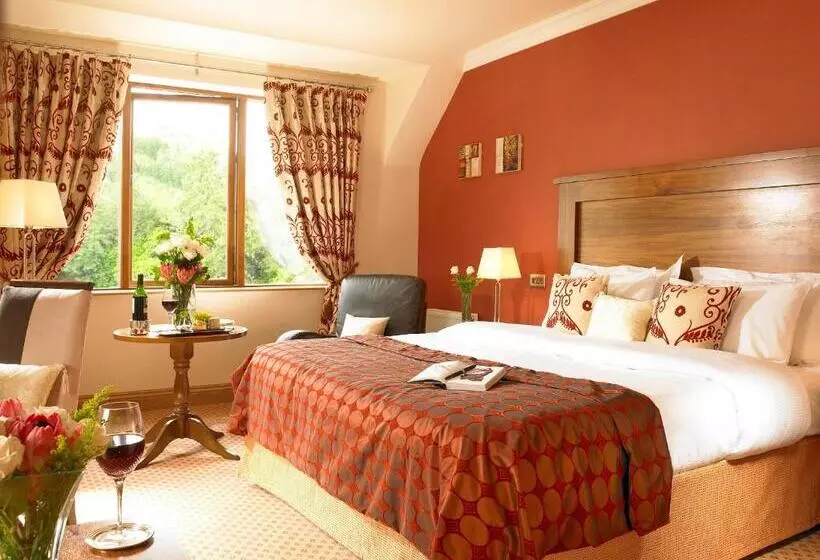 Отель Glengarriff Park