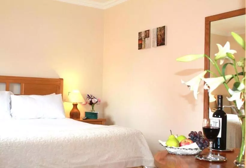 Отель Glengarriff Park