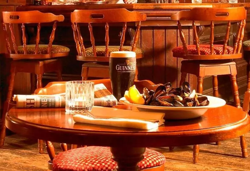 Отель Glengarriff Park