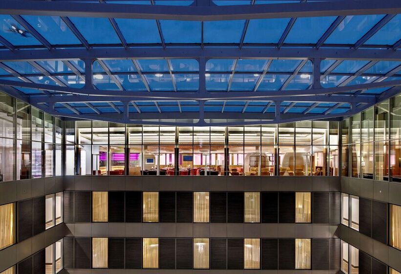 فندق Hilton Frankfurt Airport