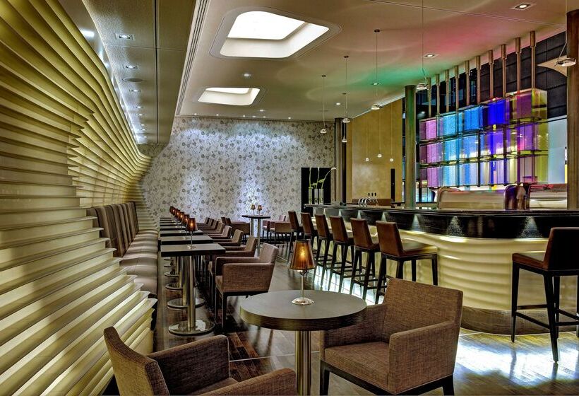 فندق Hilton Frankfurt Airport