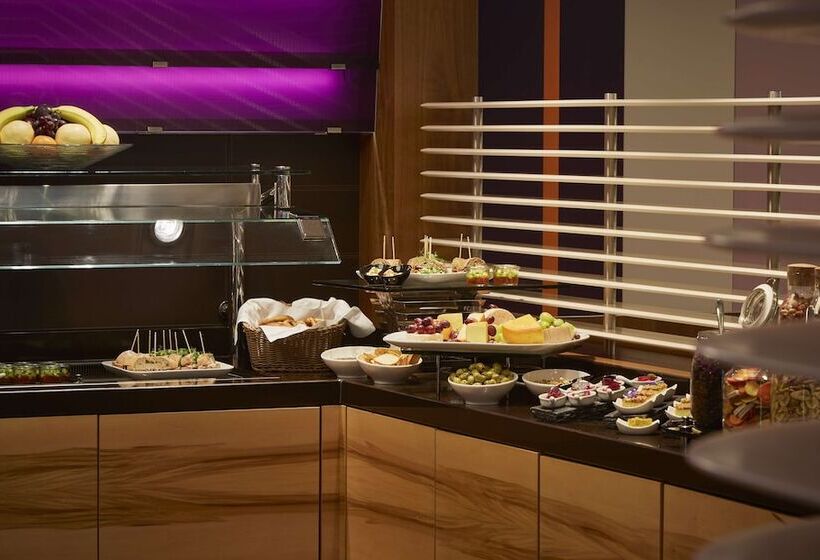 فندق Hilton Frankfurt Airport