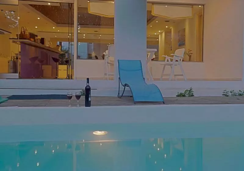 Отель Lotus Rise