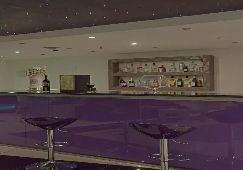 Отель Lotus Rise