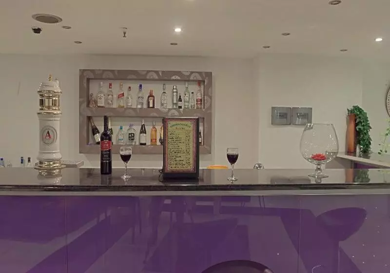 Отель Lotus Rise