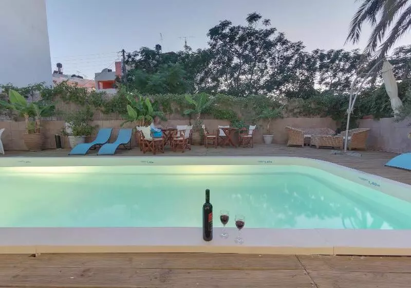 Отель Lotus Rise