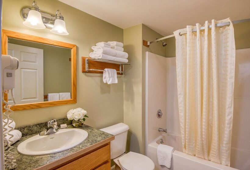 فندق Purity Spring Resort