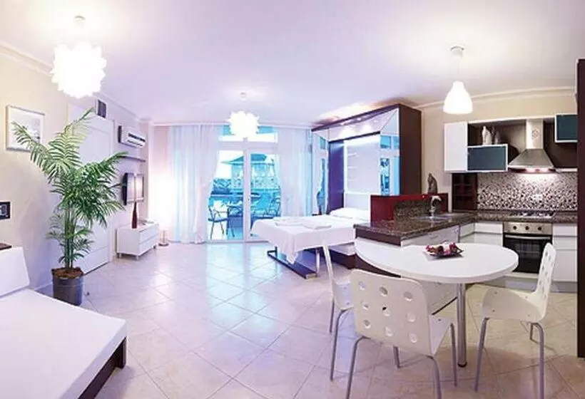 Отель Seahorse Deluxe