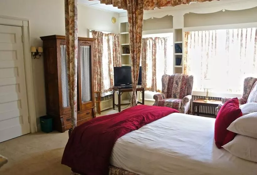 هتل The Inn At Mystic