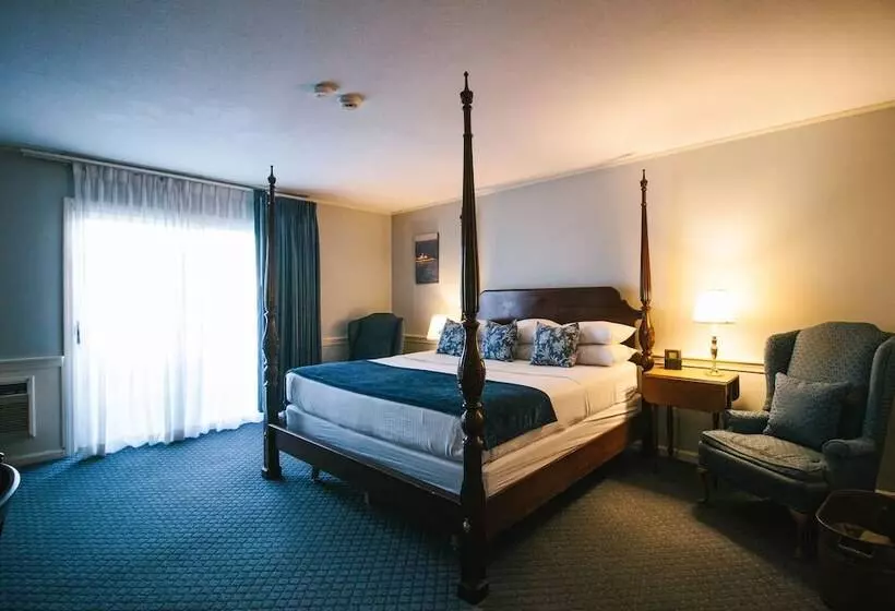 هتل The Inn At Mystic