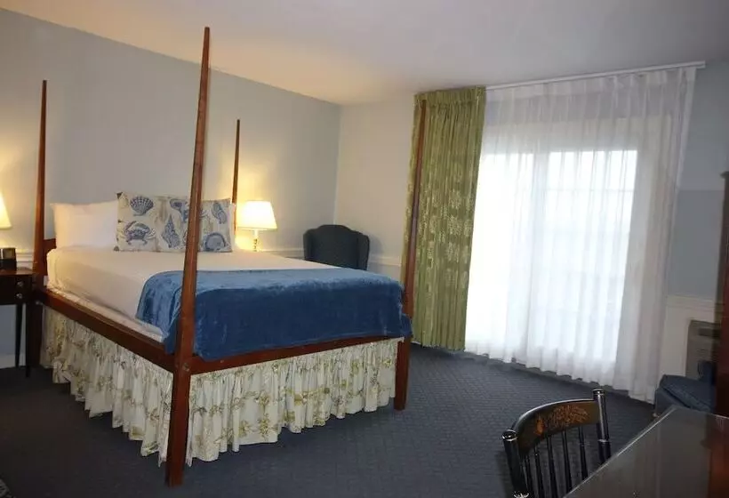 هتل The Inn At Mystic