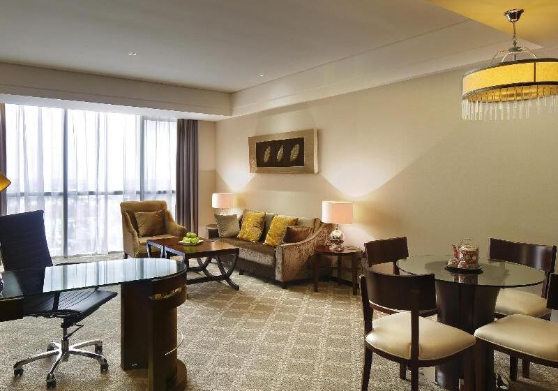 The Qube Hotel Shanghai Close To Pudong International Airport And Disney Land