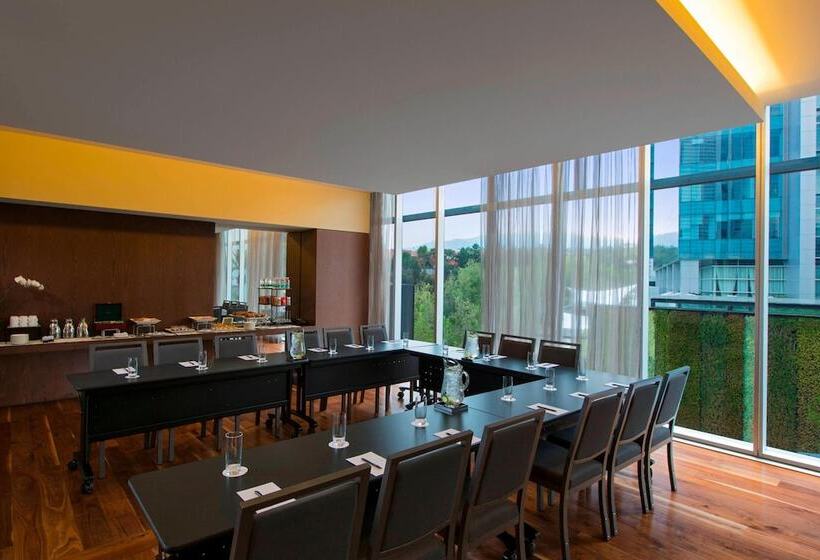 Отель The Westin Santa Fe, Mexico City
