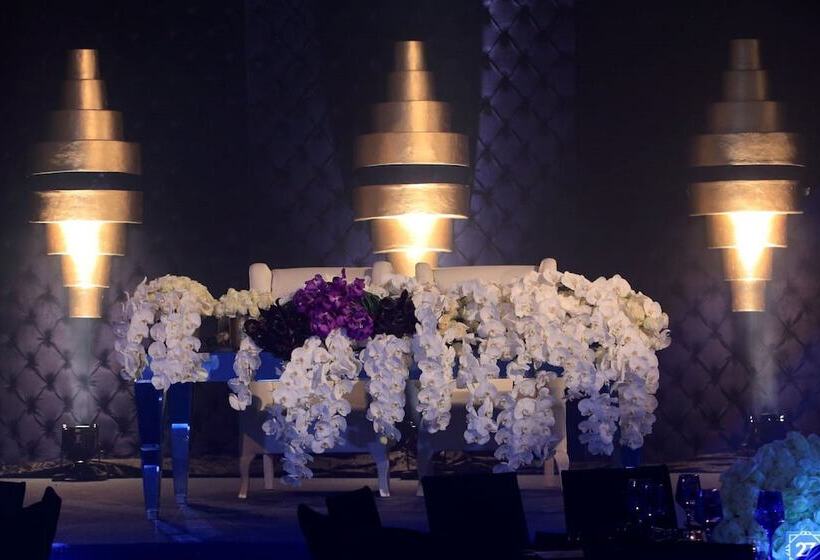 Отель The Westin Santa Fe, Mexico City