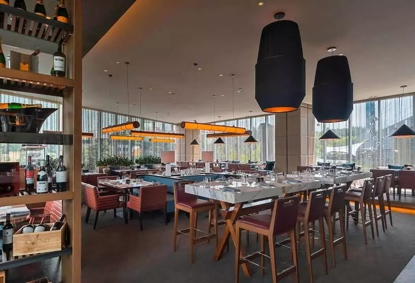 هتل The Westin Santa Fe, Mexico City