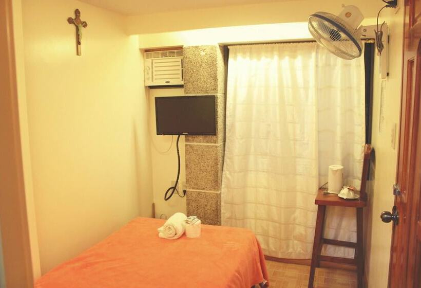 فندق Southpoolside Tourist Inn