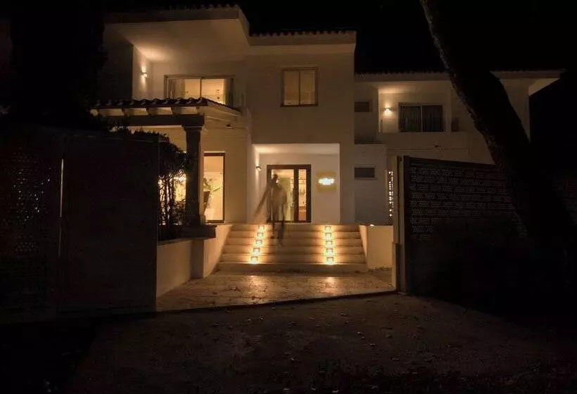 Cabot Las Velas Apartments