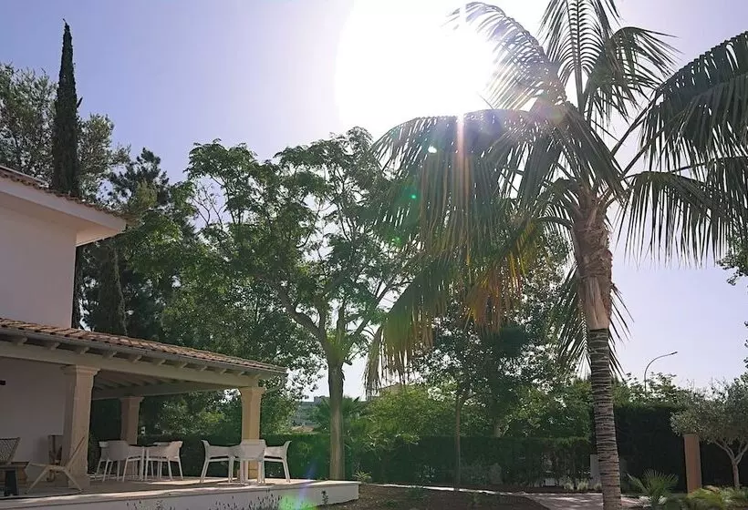 Cabot Las Velas Apartments