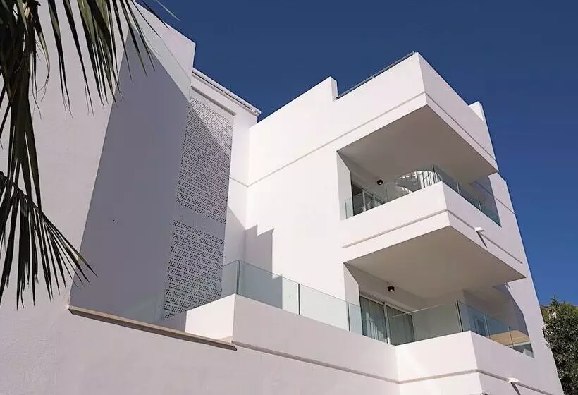 Cabot Las Velas Apartments