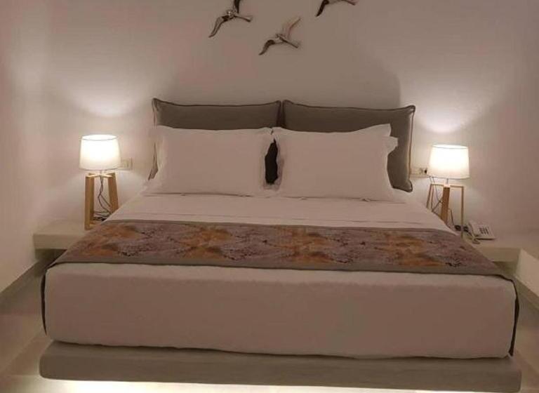 Hotel Adamant Suites