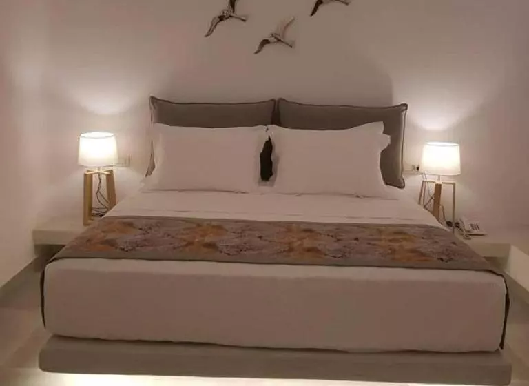 호텔 Adamant Suites