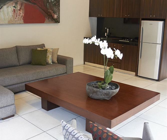 בית מלון כפרי Ahimsa Estate