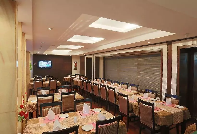 ホテル Airport Residency