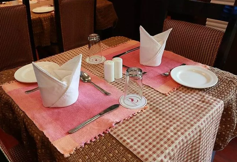 ホテル Airport Residency