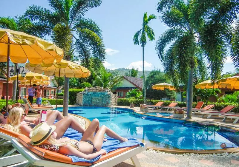 ホテル Andaman Seaside Resort Bangtao Beach