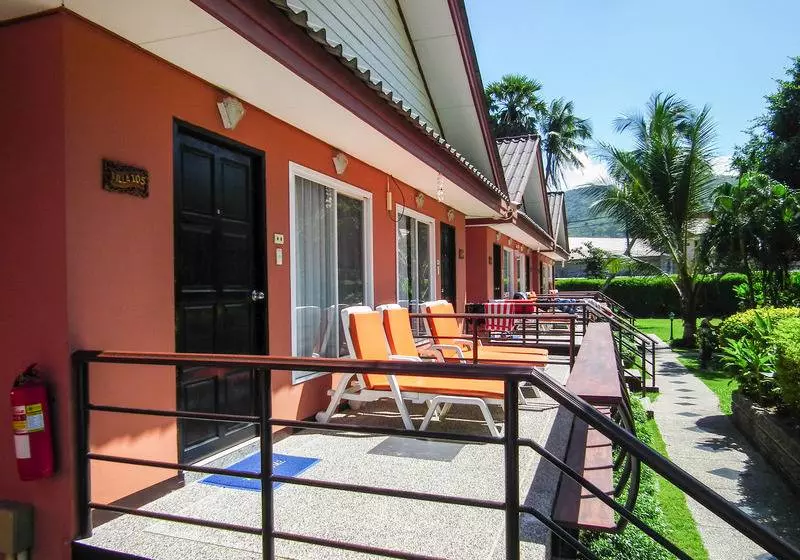 ホテル Andaman Seaside Resort Bangtao Beach