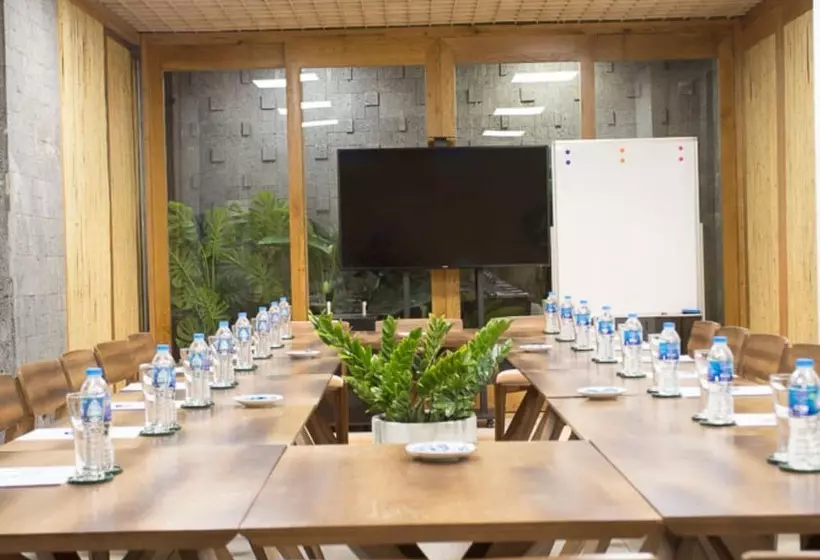 Sky Gem Hotel   Ben Thanh