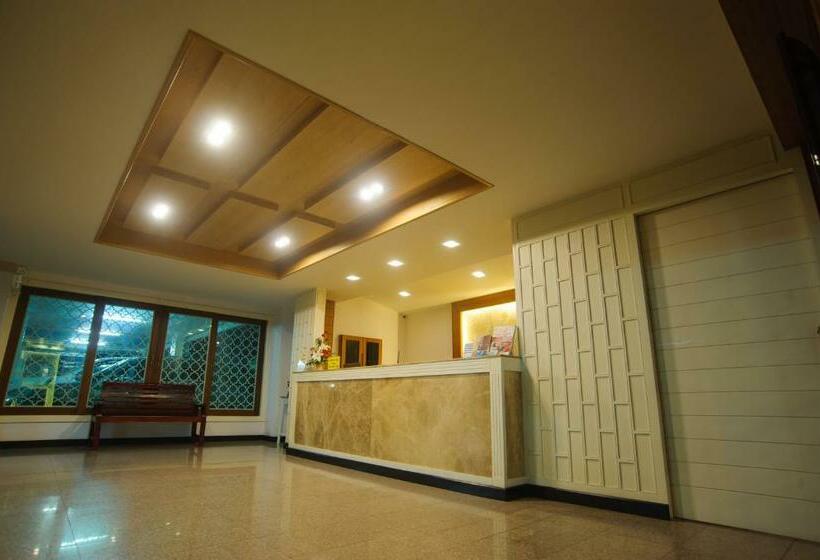 فندق Diamond City Place