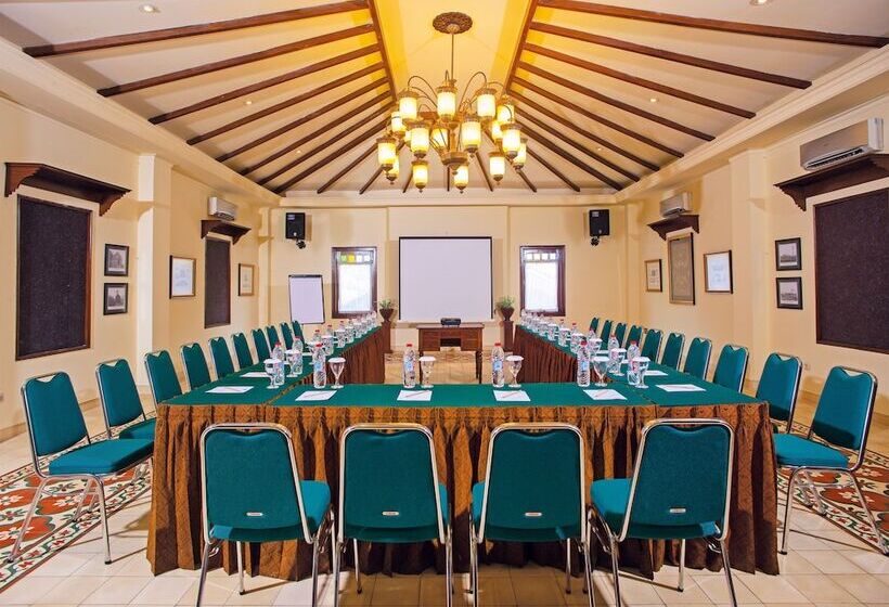 فندق Duta Garden