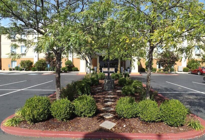 בית מלון כפרי Holiday Inn Express Lexington Southwest Nicholasville, An Ihg