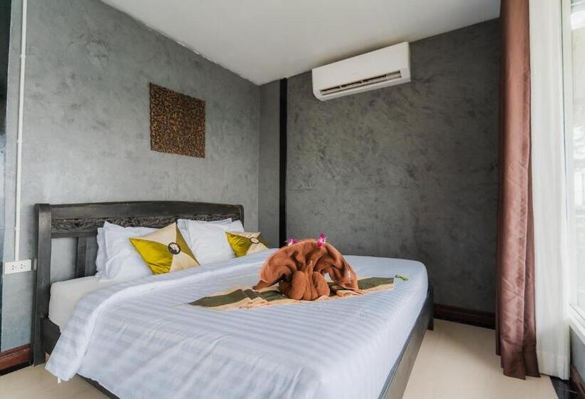 בית מלון כפרי Koh Jum Resort