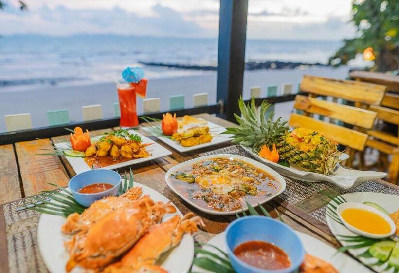 בית מלון כפרי Koh Jum Resort