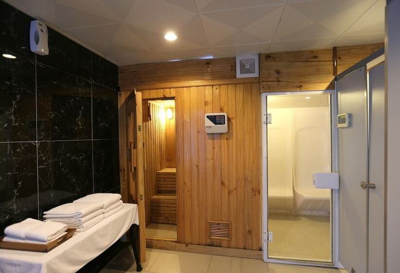 هتل La Casa Hanoi