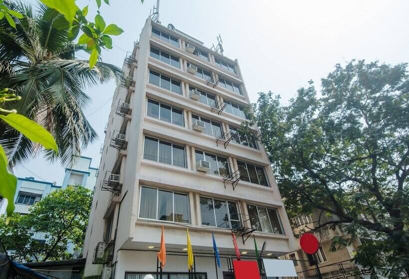 בית מלון כפרי OYO Flagship 22685 Imperial