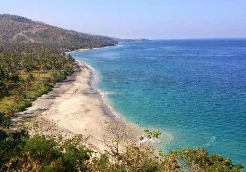 ホテル Puri Saron  Senggigi