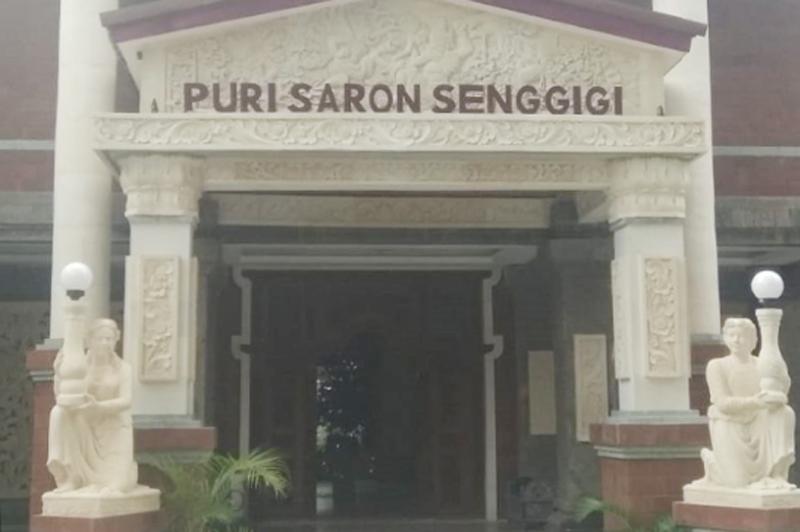 ホテル Puri Saron  Senggigi